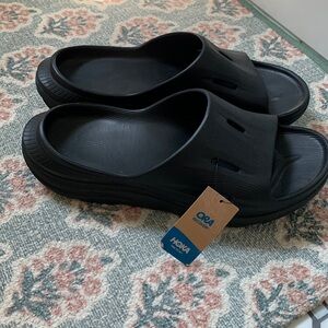 NWT Men’s Hoka Ora Recovery